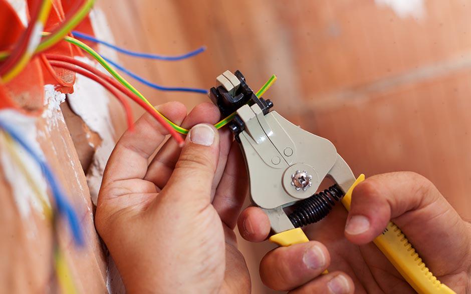 électricien de maintenance Le Raincy